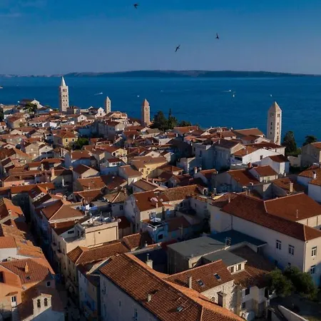 Apartmani Santino Rab Town Exterior photo