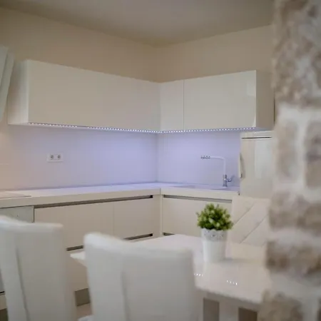 Apartmani Santino Rab Town Exterior photo