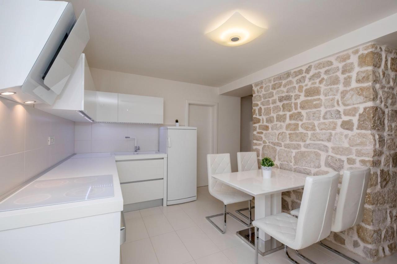 Santino Apartment Rab Town