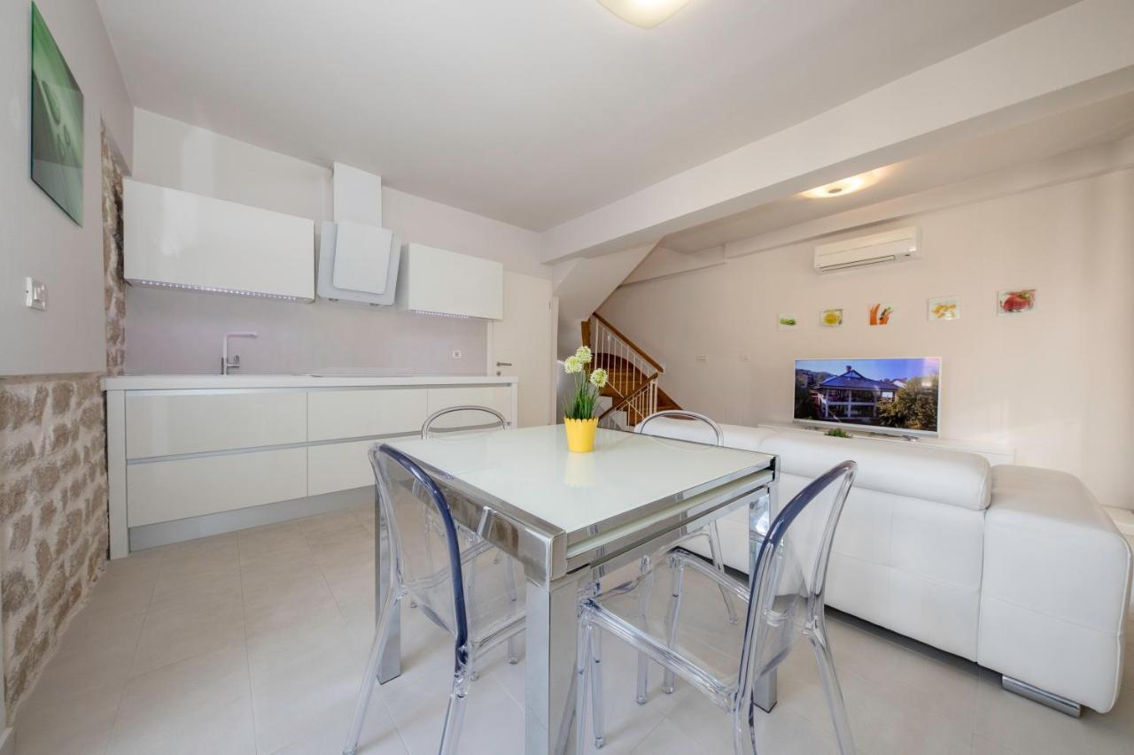 Apartment Santino *